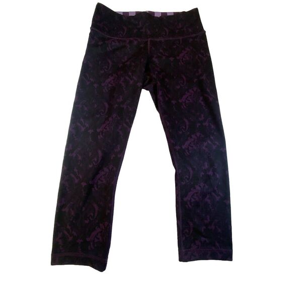 Lululemon Women's Purple Black Patterned Capri Leggings-Size 6 Yoga Gym Pants - Picture 3 of 10